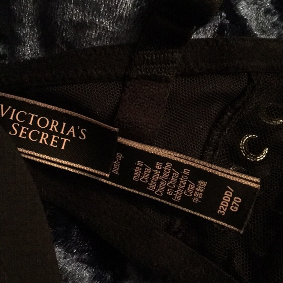 VS Bra - Picture 4 of 4